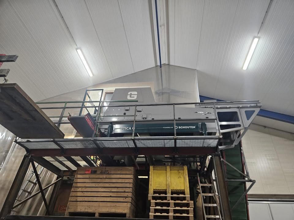  Afgeleverd en mede door de klant