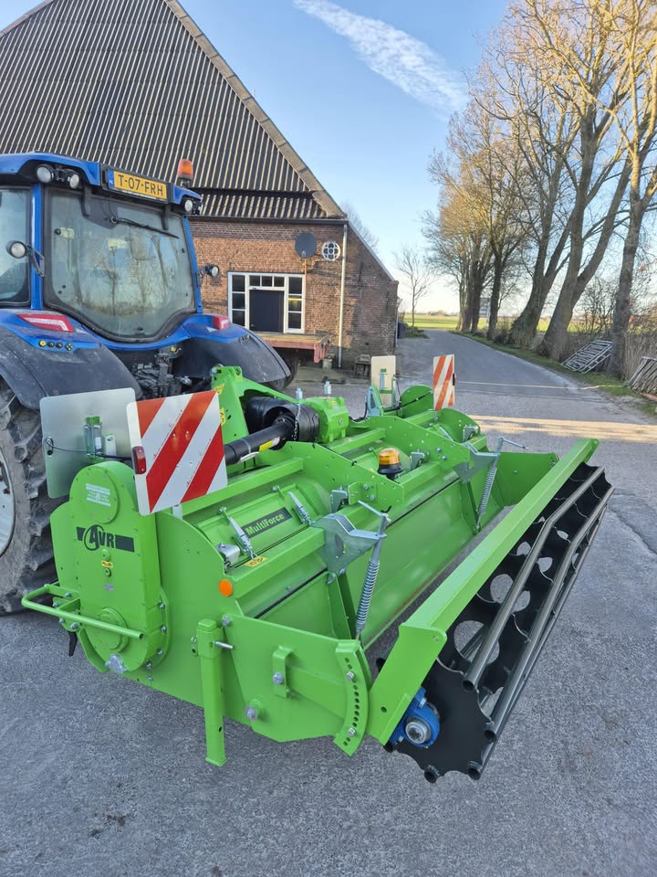  AVR Multiforce volleveldfrees